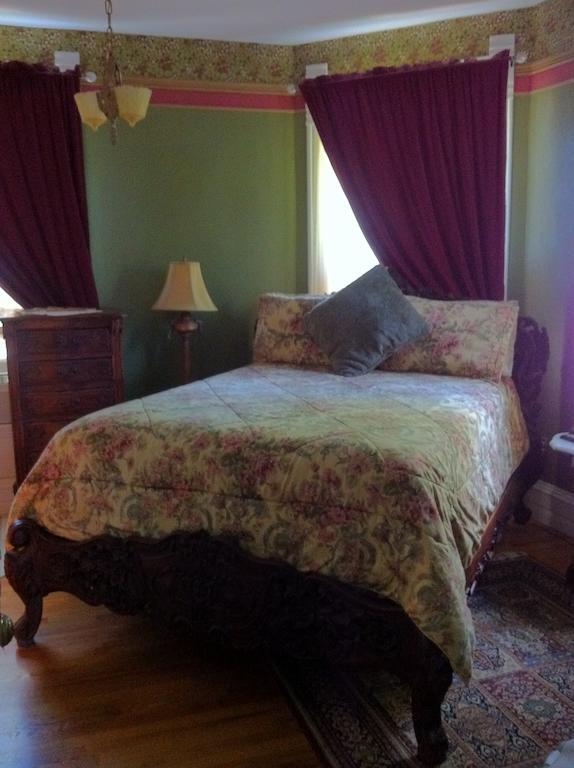 Grand Avenue Bed And Breakfast Carthage Habitación foto